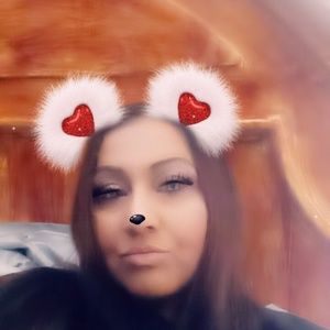 Meet your Posher, Sherrie